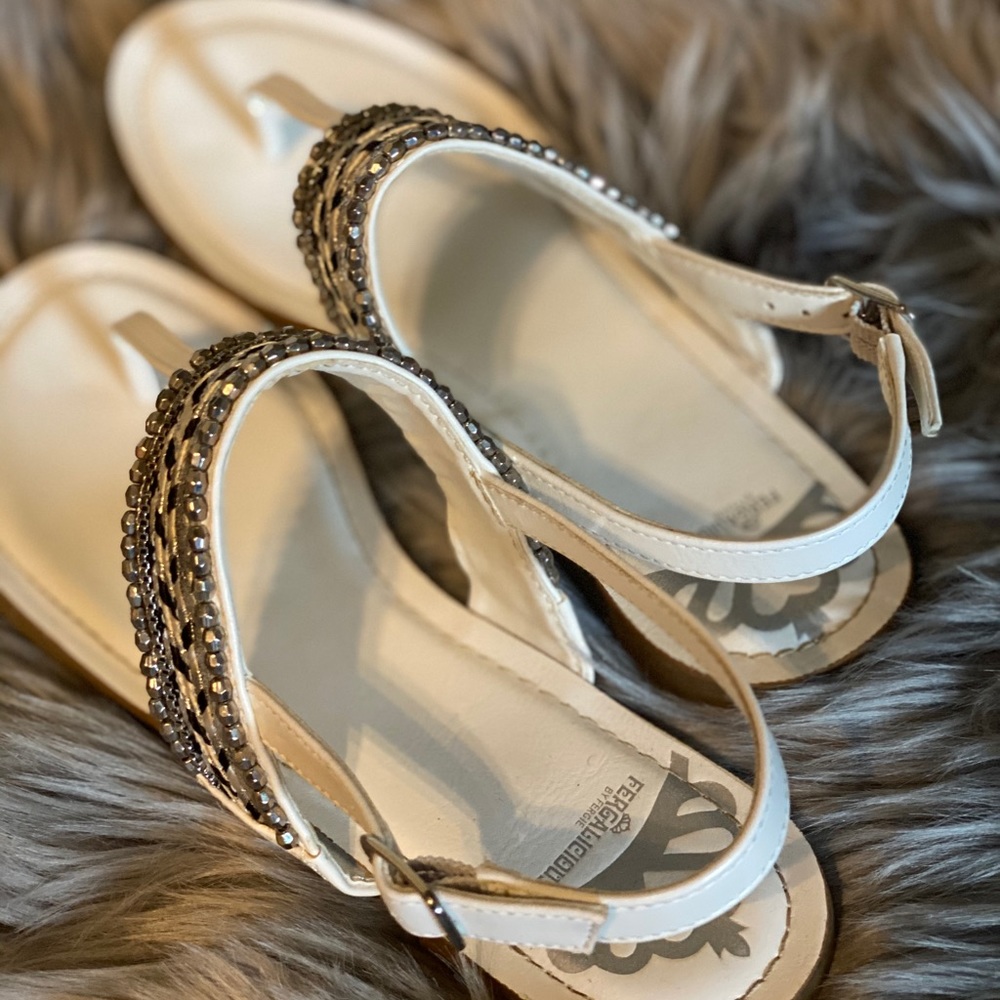 Sandals - Picture 4 of 5